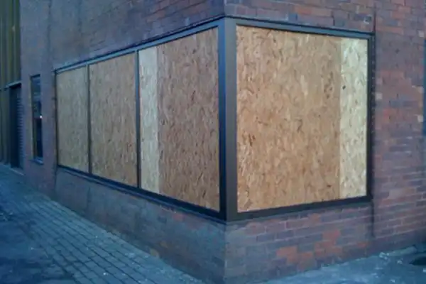 Notverglasung für Eckfenster und Spezialverglasungen – Fachservice Heidelberg